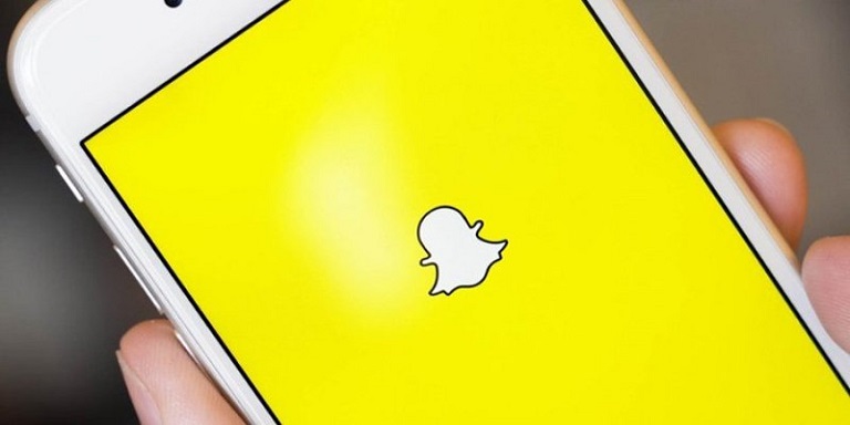 Snapchat’ten Yeni Özellik: Paylaşılan Hikayeler