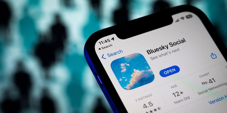 Bluesky Yeni Üyelikleri Askıya Aldı