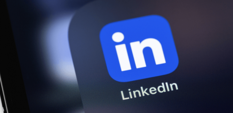 LinkedIn, Yapay Zeka Asistanı Test Ediyor!