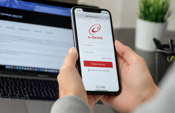 Sosyal Medyada Kimlik Doğrulama Dönemi Başlıyor