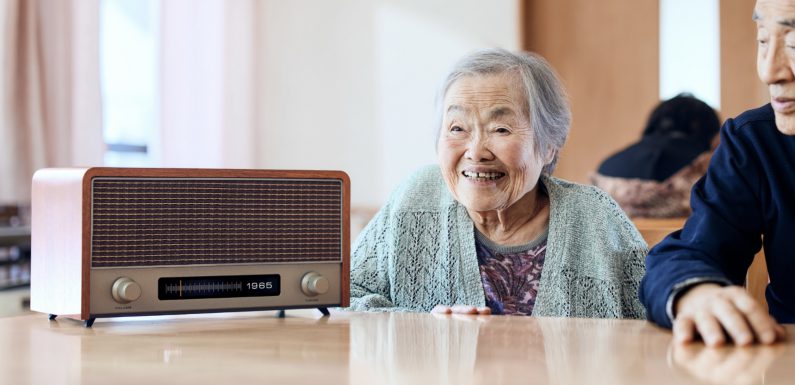 Radyo ile Zamanda Yolculuk